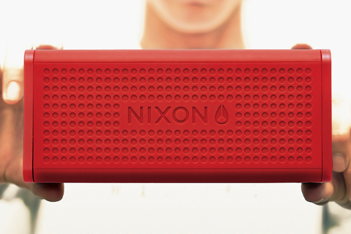nixon-blaster-bluetooth-speaker-1